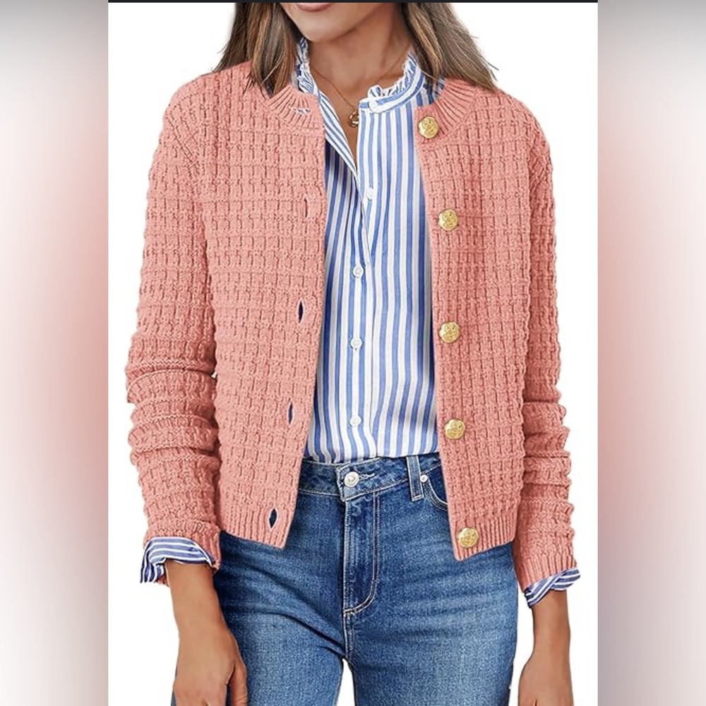 Pink Long Sleeve Crew Neck Cropped Solid Button Down Knit Cardigan size Medium